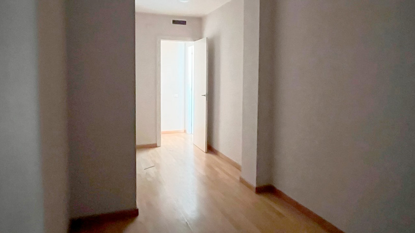 Piso de 68m² en calle Arcadio Balaguer, Castelldefels, Barcelona