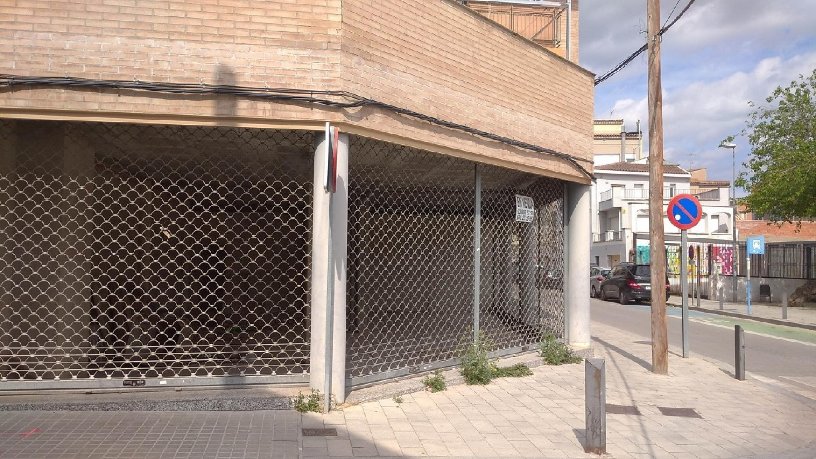 Local comercial de 140m² en calle Sant Josep, Igualada, Barcelona