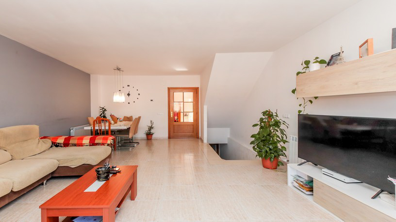 Maison de ville de 219m² dans rue Riu Ebre, Vilanova I La Geltrú, Barcelona