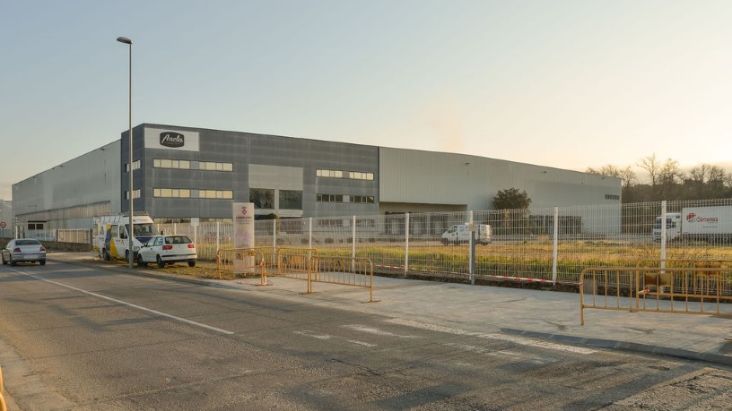 Industrial unit  on road De Fornells, Campllong