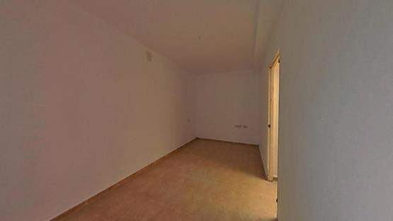 78m² Flat on street Josep Bonaterra, Figueres, Girona