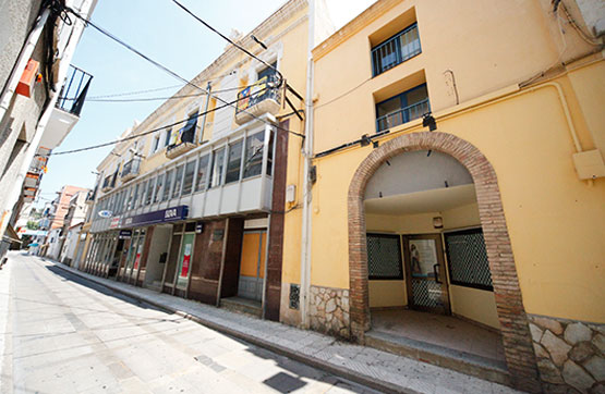 Edificio  en calle Rafael Estela, Llançà