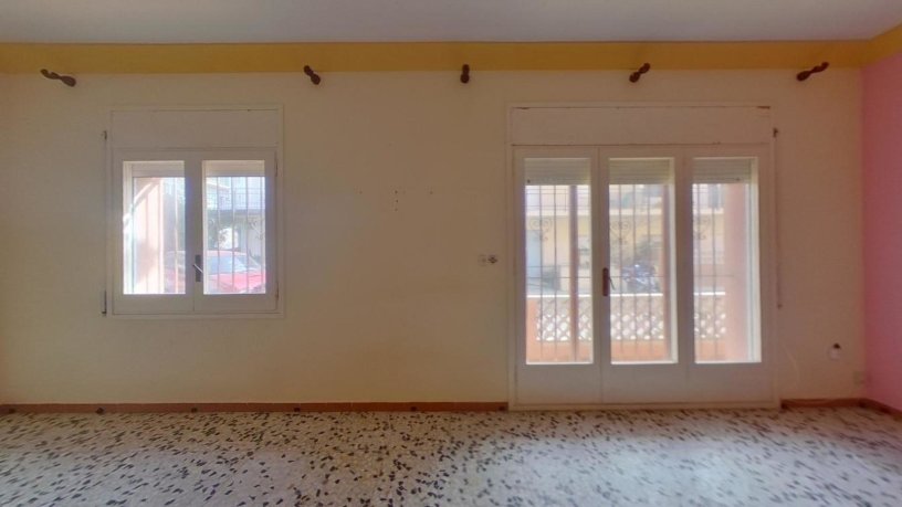 165m² Flat on street Roger De Lluria, Llançà, Girona