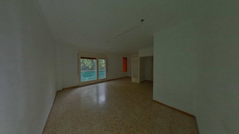 Piso de 105m² en calle Victor Catala, Figueres, Girona