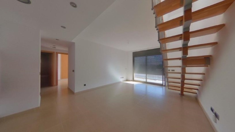 Piso de 103m² en avenida Castell Daro 57-61, Castell-platja D´aro, Girona