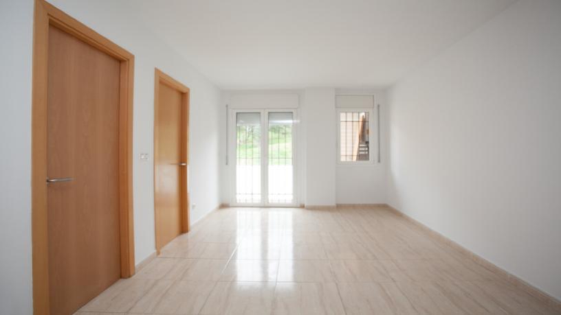 Piso de 58m² en avenida Pau Casals, Jonquera (La), Girona