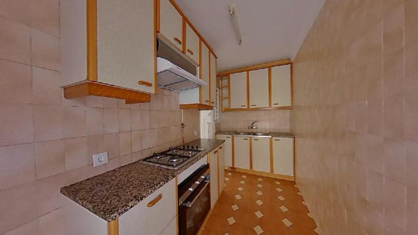 Piso de 91m² en calle Teixidores, Salt, Girona