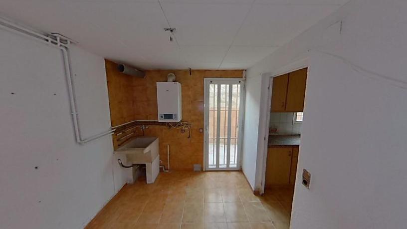 128m² Flat on avenue Nicaragua, Olot, Girona