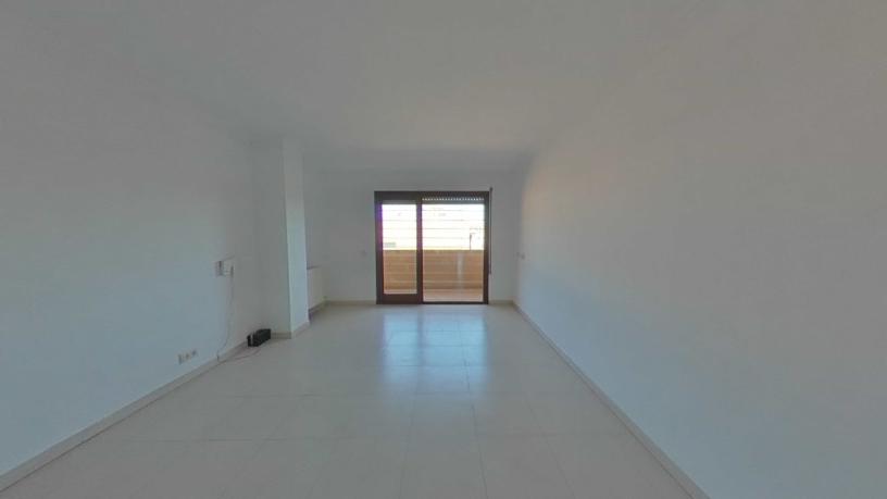 123m² Flat on street Torras I Bages, Salt, Girona