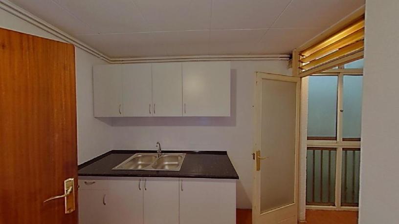 Appartement de 88m² dans rue Guilleries, Blanes, Girona