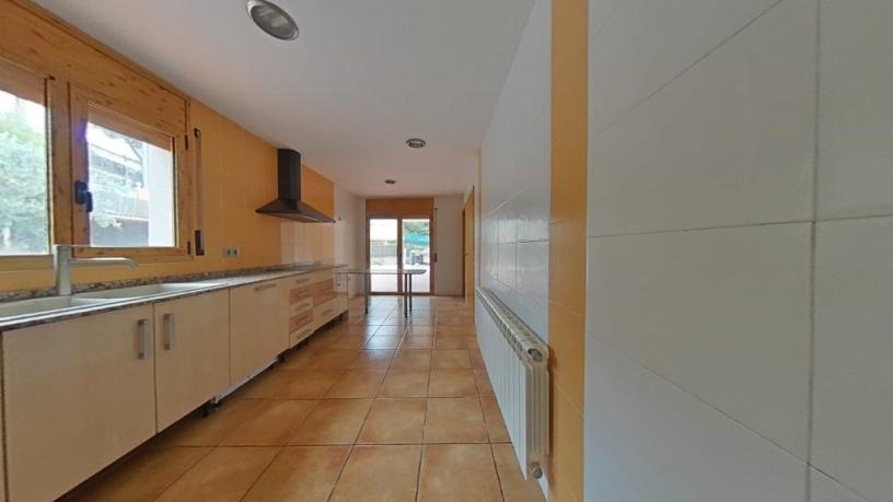 338m² Townhouse on street Garrotxa, Maçanet De La Selva, Girona