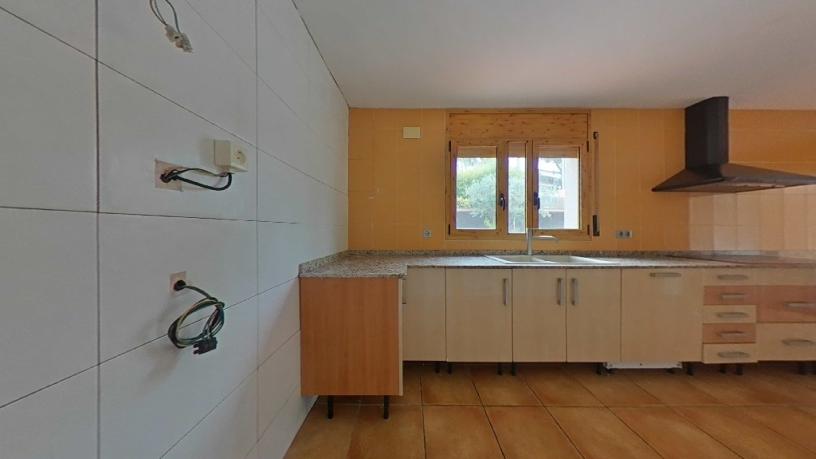 338m² Townhouse on street Garrotxa, Maçanet De La Selva, Girona