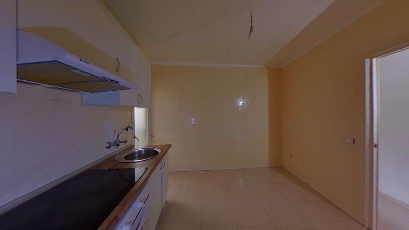 79m² Flat on street Peixos, Figueres, Girona