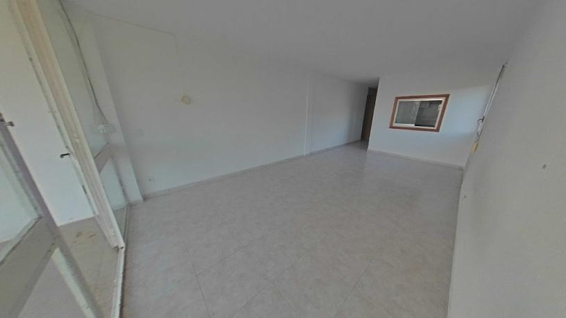 Piso de 69m² en calle Hortensia, Castell-platja D´aro, Girona