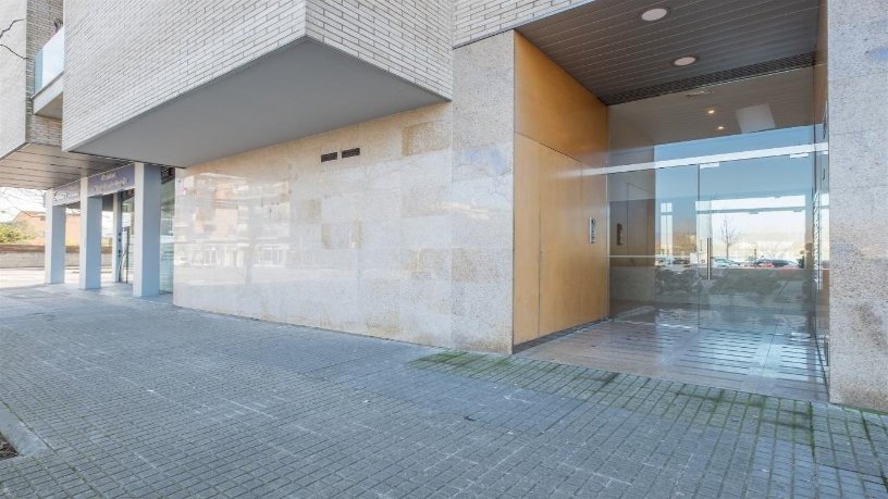 Place de stationnement de 16m² dans rue De Salt, Salt, Girona