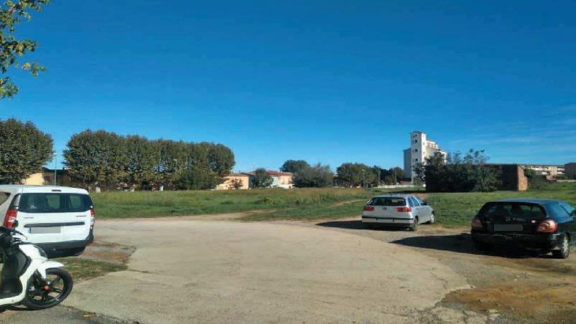 Suelo urbanizable de 3129m² en avenida President Companys, Bisbal D´empordà (La), Girona