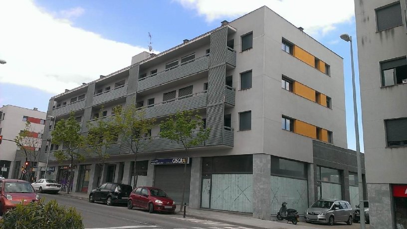 Piso de 90m² en avenida Josep Irla, Bisbal D´empordà (La), Girona