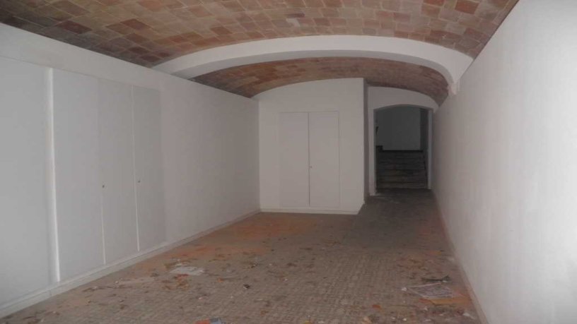 Local comercial de 52m² en avenida Prat De La Riba, Bisbal D´empordà (La), Girona