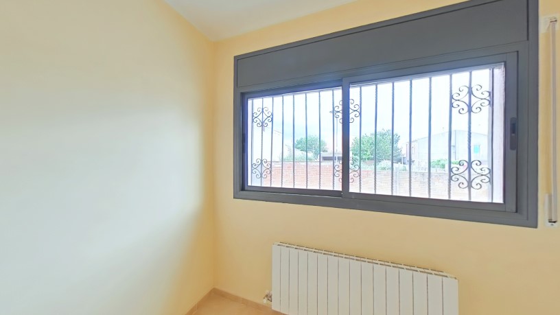 Piso  en calle Jordi Boria 18-22, Sant Guim De Freixenet