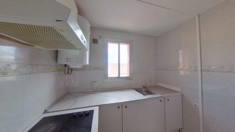 Piso de 63m² en calle San Pedro Claver, Lleida, Lérida