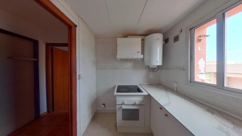 Piso de 63m² en calle San Pedro Claver, Lleida, Lérida