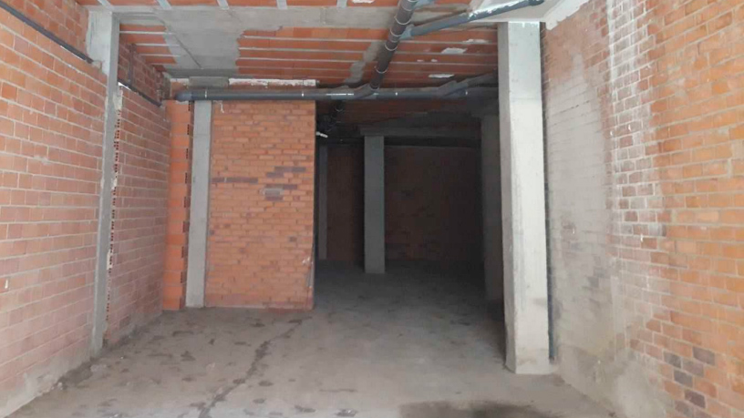 Local comercial de 537m² en calle Alfrprenya, Lleida, Lérida