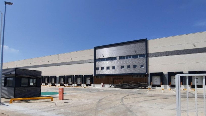 Entrepôt industriel de 21950m² dans rue A, Nº 2-9, P. I. Alio-brafim, Bràfim, Tarragona