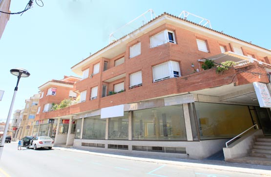 Commercial premises  on street Trinquet, Deltebre