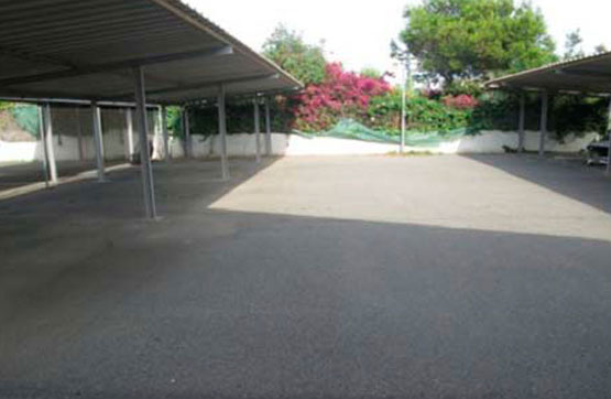 Parking space in avenue Robert Graupera, Deltebre