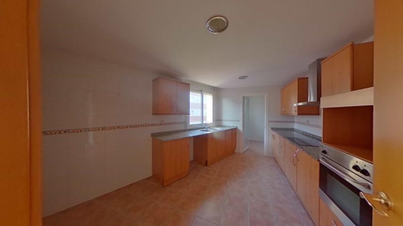 191m² Flat on street Garrofers, Torredembarra, Tarragona