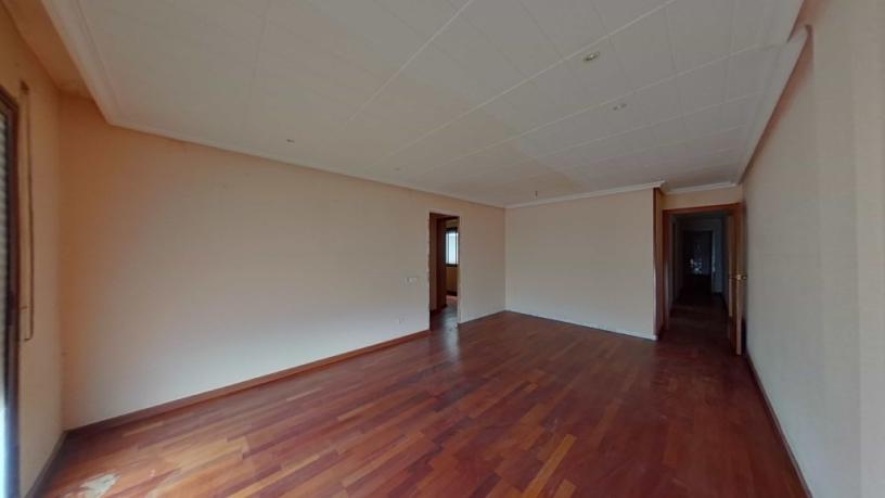 Piso de 116m² en calle Quatre, Tarragona