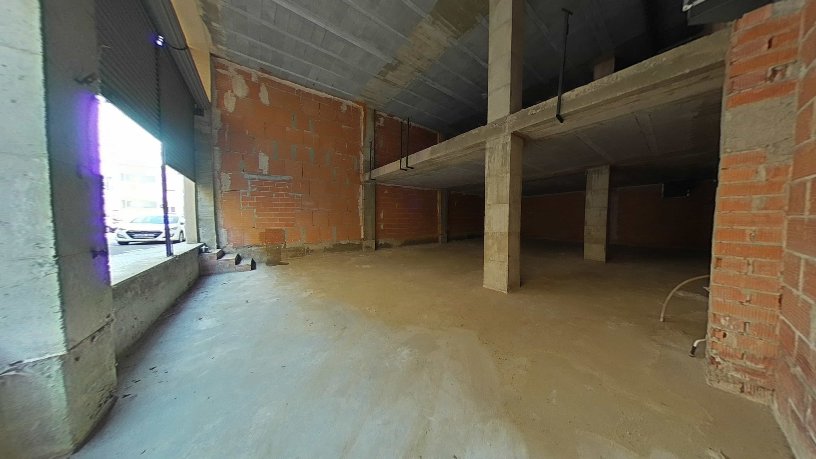 Local comercial de 83m² en calle Lepant, Reus, Tarragona