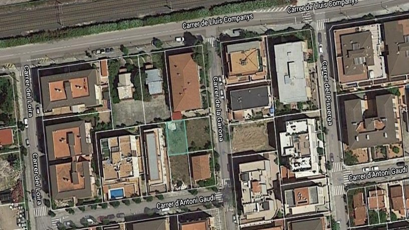 Suelo urbano de 582m² en calle Antoni Gaudi, Calafell, Tarragona