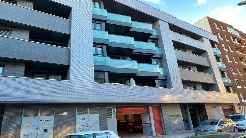 Local comercial de 864m² en calle Jacint Verdaguer, Reus, Tarragona