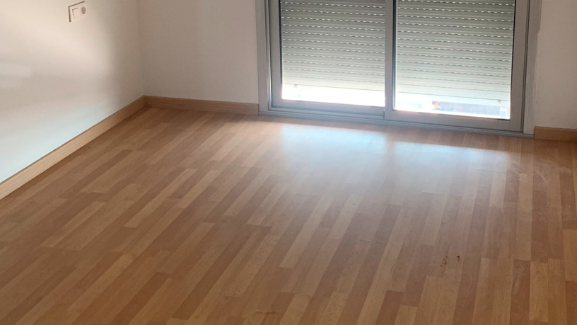 Piso de 81m² en calle Xile, Amposta, Tarragona