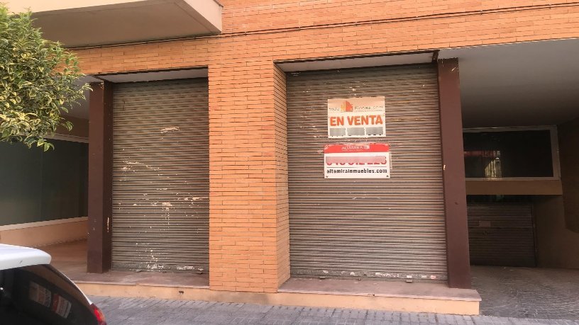 Local comercial de 117m² en calle San Jordi 24, Vila-seca, Tarragona