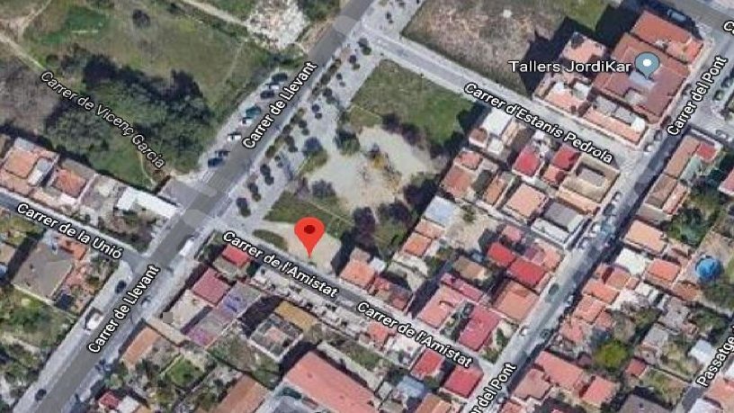 Suelo urbano de 352m² en calle Amistat, Reus, Tarragona