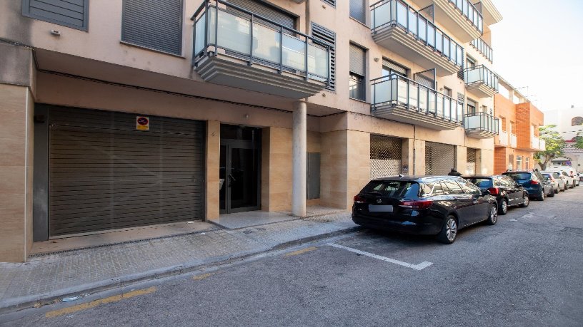 Parking space in street Pauls, Tortosa, Tarragona
