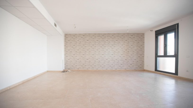 123m² Flat on street Paüls, Tortosa, Tarragona