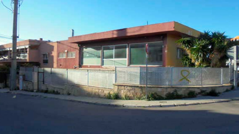 210m² Commercial premises on street Calle Manuel Albiac Tututsaus, Tarragona