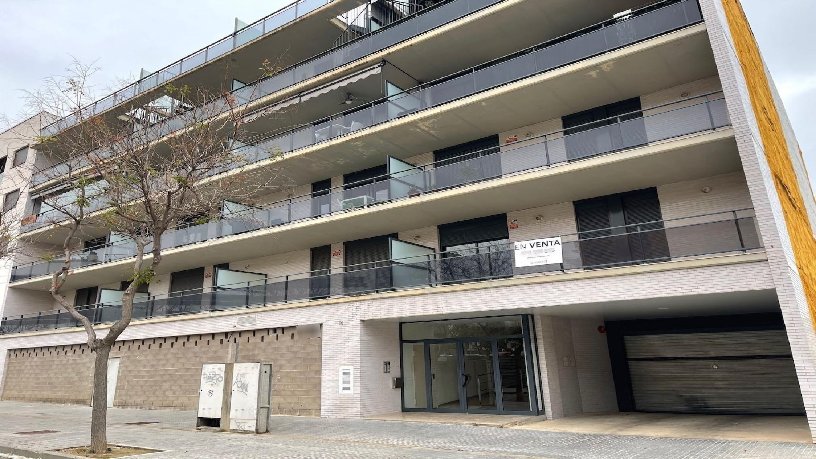 Local comercial de 193m² en calle Xalet Del Bau 14, Cambrils, Tarragona