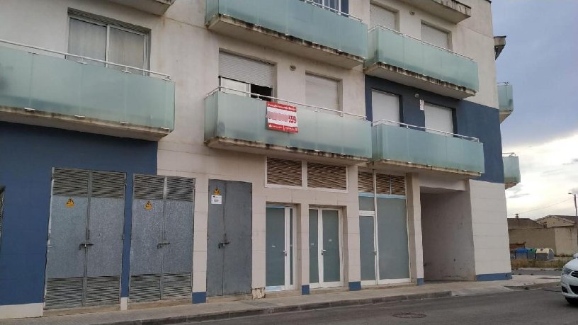 Trastero de 32m² en avenida Esportiva, Deltebre, Tarragona