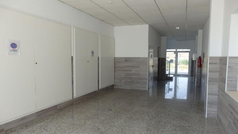 Salle de stockage de 32m² dans avenue Esportiva, Deltebre, Tarragona