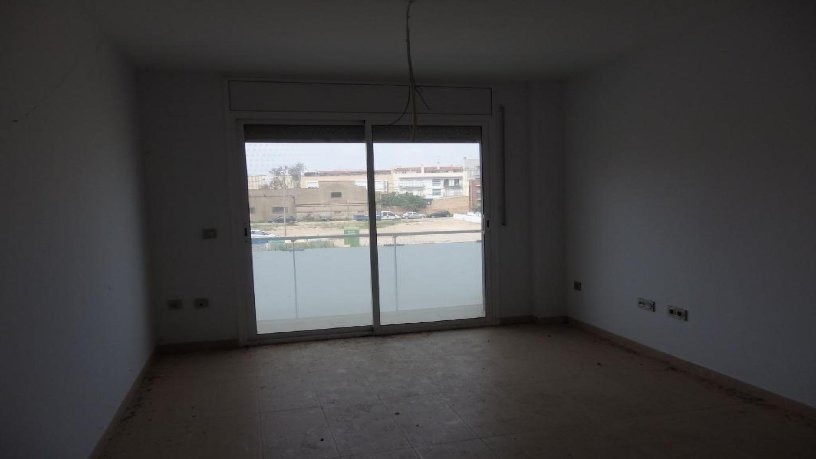 Trastero de 32m² en avenida Esportiva, Deltebre, Tarragona