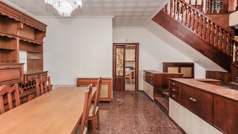 Chalet de 470m² dans rue Rossinyol, Tarragona