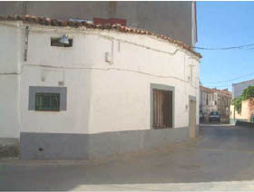 Casa en avenida Reyes De España, Castilblanco, Badajoz