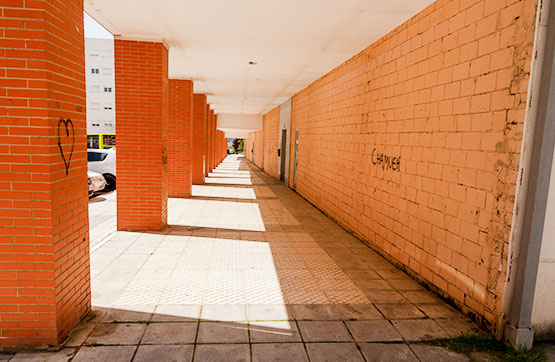 Commercial premises  on street Lady Smith, Badajoz