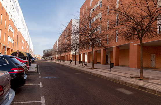 Locaux commerciaux de 245m² dans rue Lady Smith, Badajoz