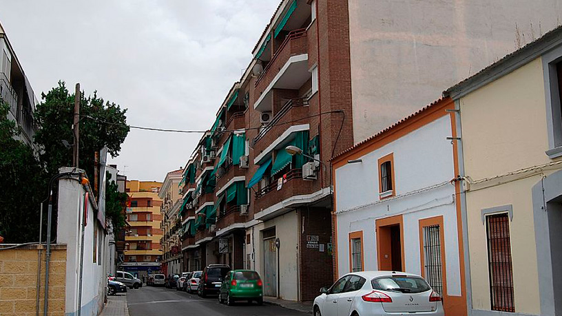 Parking space on street Valdivia, Villanueva De La Serena