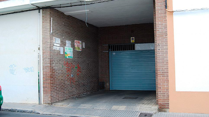 Parking space on street Valdivia, Villanueva De La Serena
